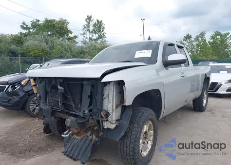 2010 Chevrolet Silverado 1500 Ltz from USA, damaged, VIN 1GCSKTE37AZ204654